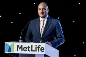 Μιχαηλιδης Metlife βραβεύσεις συνεργατών 2017