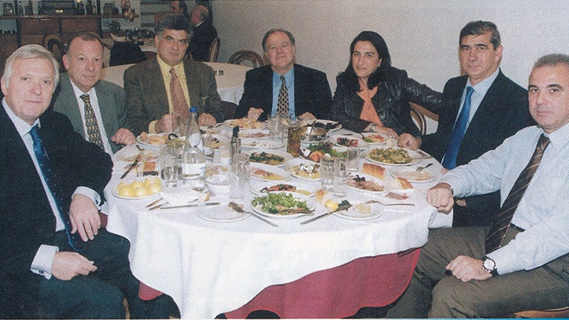 asfalistiki syntrofia 2003